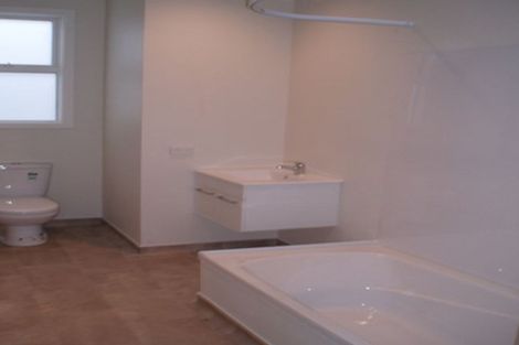 Photo of property in 26 Wilson Street, Newtown, Wellington, 6021