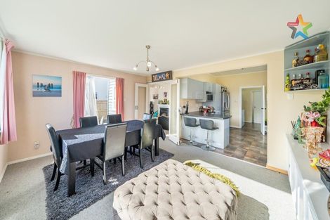 Photo of property in 68 Churton Crescent, Taita, Lower Hutt, 5011