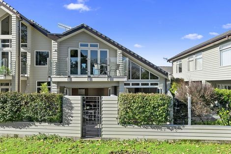 Photo of property in 24e Jellicoe Drive, Hamilton East, Hamilton, 3216