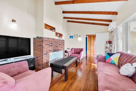 Photo of property in 12 Mason Street, New Lynn, Auckland, 0600