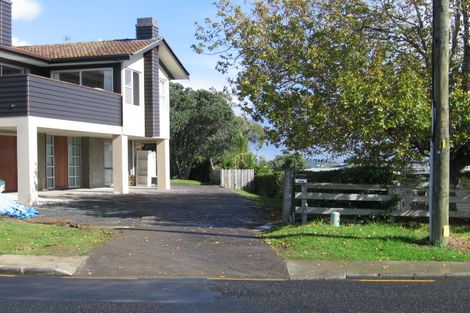 Photo of property in 1/109 Clovelly Road, Bucklands Beach, Auckland, 2012