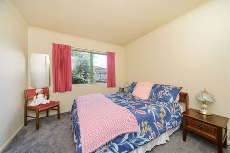 Photo of property in 6 Almond Grove, Feilding, 4702