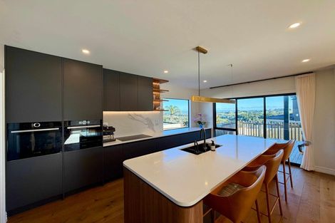 Photo of property in 34 Aldon Lane, Totara Park, Auckland, 2105