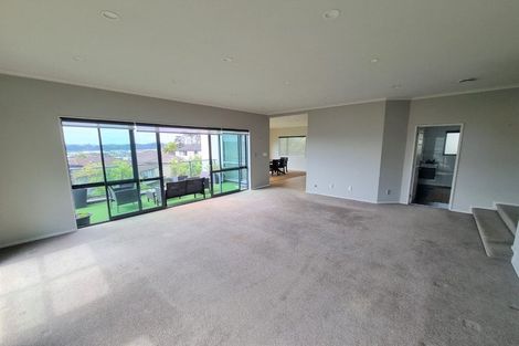 Photo of property in 74 Oakway Drive, Schnapper Rock, Auckland, 0632