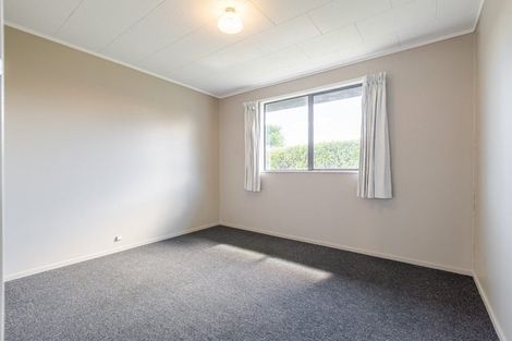 Photo of property in 30 Peppertree Glade, Kelvin Grove, Palmerston North, 4414