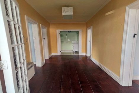 Photo of property in 2/5 Forrest Road, Milford, Auckland, 0620