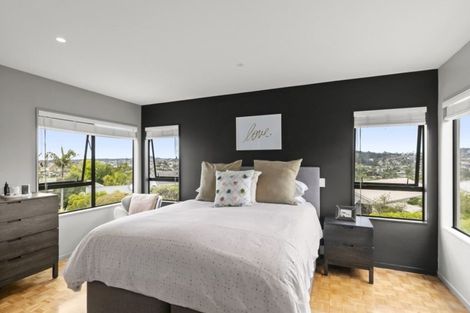 Photo of property in 1/52 Gulf View Road, Murrays Bay, Auckland, 0630