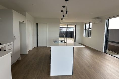 Photo of property in 17 Central Street, Papamoa, 3118