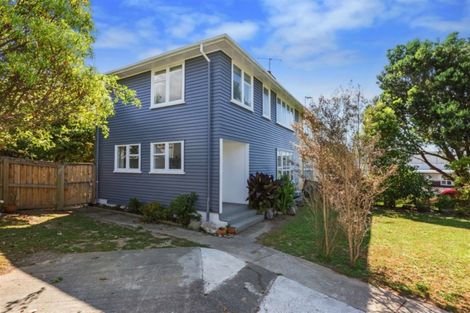 Photo of property in 2 Bedford Street, Cannons Creek, Porirua, 5024