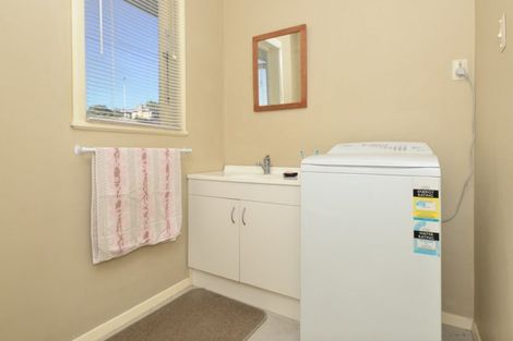 Photo of property in 4 Prisk Street, Melville, Hamilton, 3206