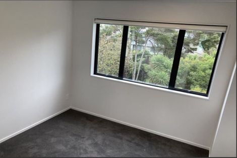Photo of property in 83 Morihana Close, Glen Eden, 0602