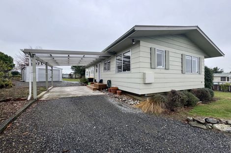 Photo of property in 19 Baillie Crescent, Carterton, 5713