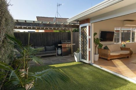 Photo of property in 27 Monowai Street, Mount Maunganui, 3116