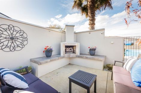 Photo of property in 47 Rangitane Street, Palmerston North, 4414