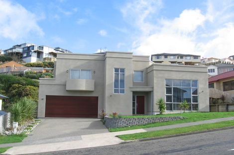 Photo of property in 33 Waverton Terrace, Churton Park, Wellington, 6037