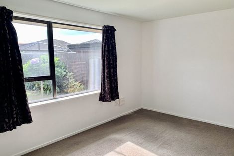 Photo of property in 1/65 Donnington Street, Parklands, Christchurch, 8083