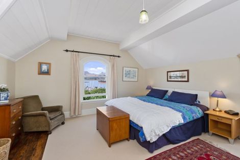 Photo of property in 16 Godley Quay, Lyttelton, 8082
