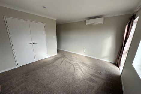 Photo of property in 68 Craigs Way, Hobsonville, Auckland, 0616