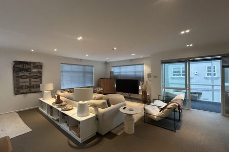 Photo of property in 12 Glenmore Street, Thorndon, Wellington, 6011