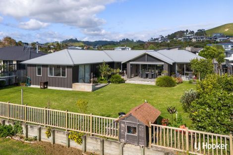 Photo of property in 17 Browns Drive, Waihi Beach, 3611