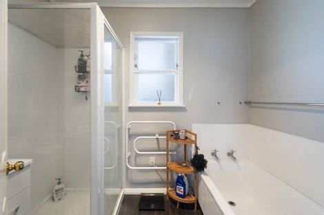 Photo of property in 84 Lethbridge Street, Feilding, 4702