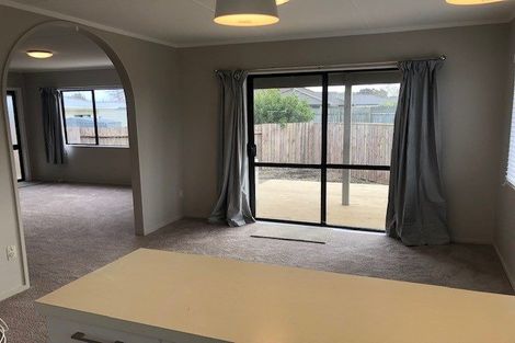 Photo of property in 28a Chelmarsh Place, Highbury, Palmerston North, 4412