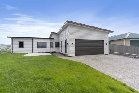 Photo of property in 21 Manatu Close, Whangamata, 3691
