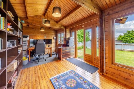 Photo of property in 6 Montgomery Street, Waipukurau, 4200