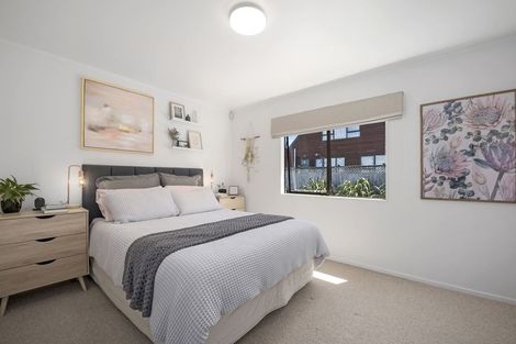 Photo of property in 1/1 Evan Street, Belmont, Auckland, 0622
