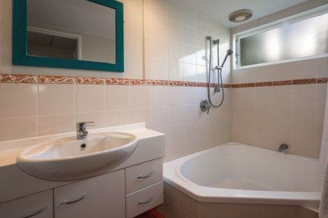 Photo of property in 11 The Quarterdeck, Whitby, Porirua, 5024
