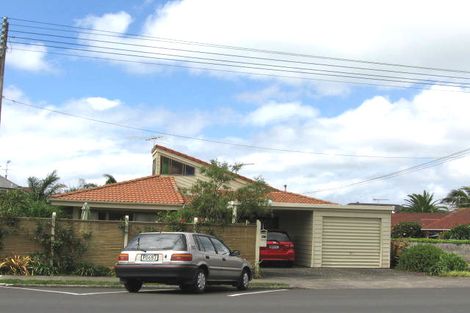 Photo of property in 2/25 Craig Road, Milford, Auckland, 0620