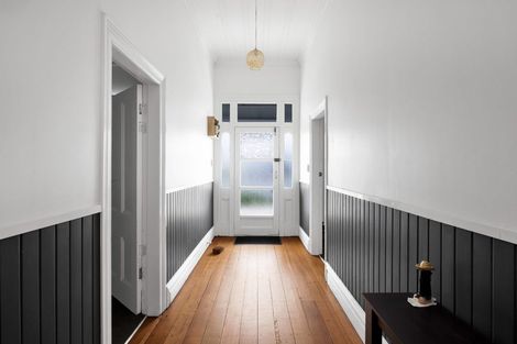 Photo of property in 74 Union Street, Hawera, 4610