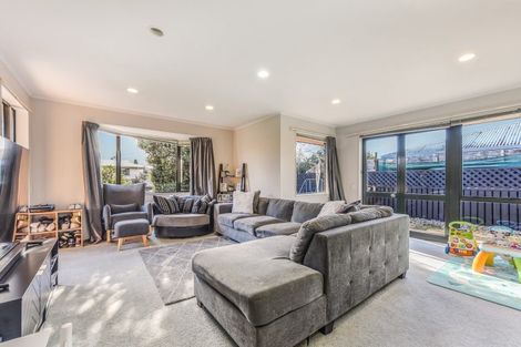 Photo of property in 2 Harcourt Place, Wakefield, 7025