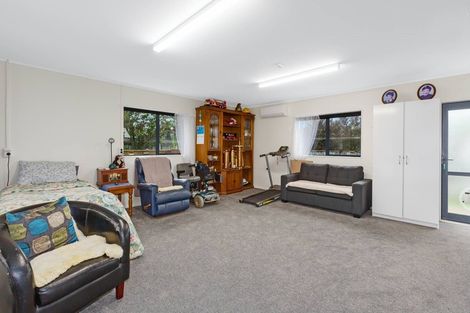 Photo of property in 1 West Peak Way, Otaki, 5512