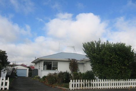 Photo of property in 6 Liverpool Street, Takaro, Palmerston North, 4412