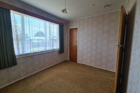 Photo of property in 12 Hickey Place, Opunake, 4616