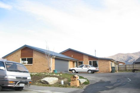 Photo of property in 17 Tyndall Street, Wanaka, 9305