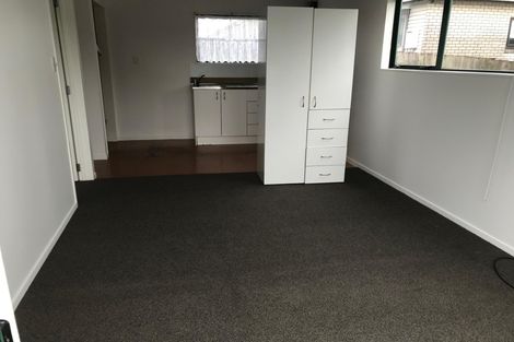 Photo of property in 1/26 Plunket Avenue, Papatoetoe, Auckland, 2104