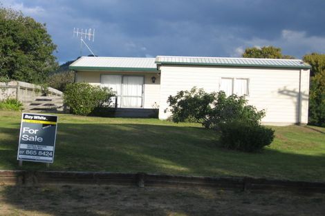 Photo of property in 318 Linton Crescent, Whangamata, 3620