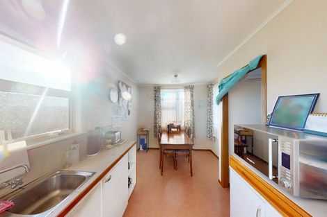 Photo of property in 14 Fergusson Street, Marton, 4710