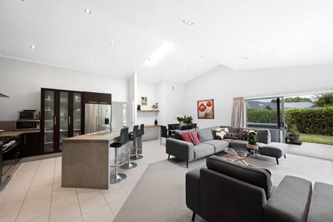 Photo of property in 30 Coleraine Drive, Rototuna, Hamilton, 3210