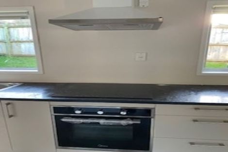 Photo of property in 1/57 Chartwell Avenue, Glenfield, Auckland, 0629