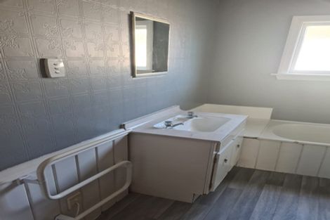 Photo of property in 111 Bower Avenue, New Brighton, Christchurch, 8083