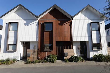 Photo of property in 21 Ron Deal Way, Epuni, Lower Hutt, 5011