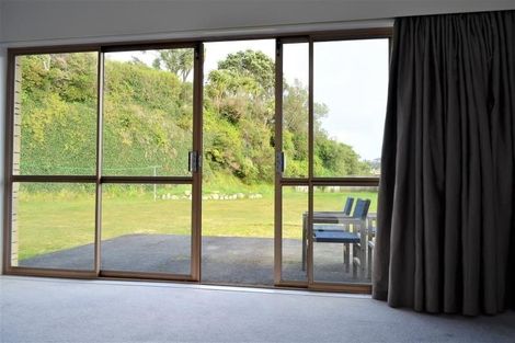 Photo of property in 136 Curtis Street, Northland, Wellington, 6012