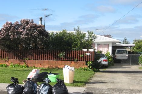 Photo of property in 57 Puriri Road, Manurewa, Auckland, 2102