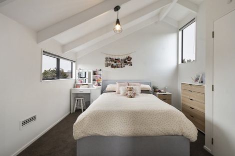 Photo of property in 12 Jefferson Crescent, Milson, Palmerston North, 4414