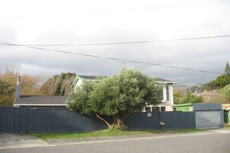 Photo of property in 48 Glen Road, Raumati South, Paraparaumu, 5032