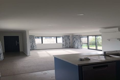 Photo of property in 22b Roberts Line, Kelvin Grove, Palmerston North, 4414