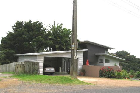 Photo of property in 7 Bay Road, Ostend, Waiheke Island, 1081